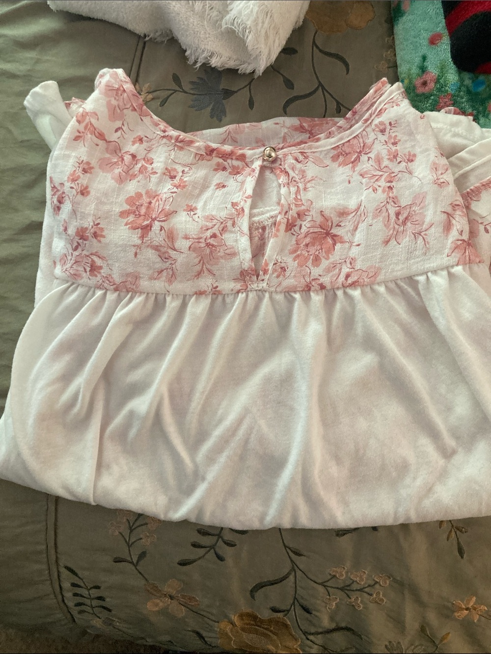 Floral Pink and White Women’s Blouse